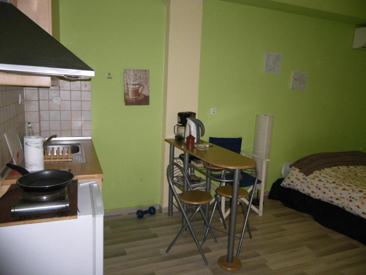 Homy Cozy Studio Towards The Centre テッサロニキ エクステリア 写真
